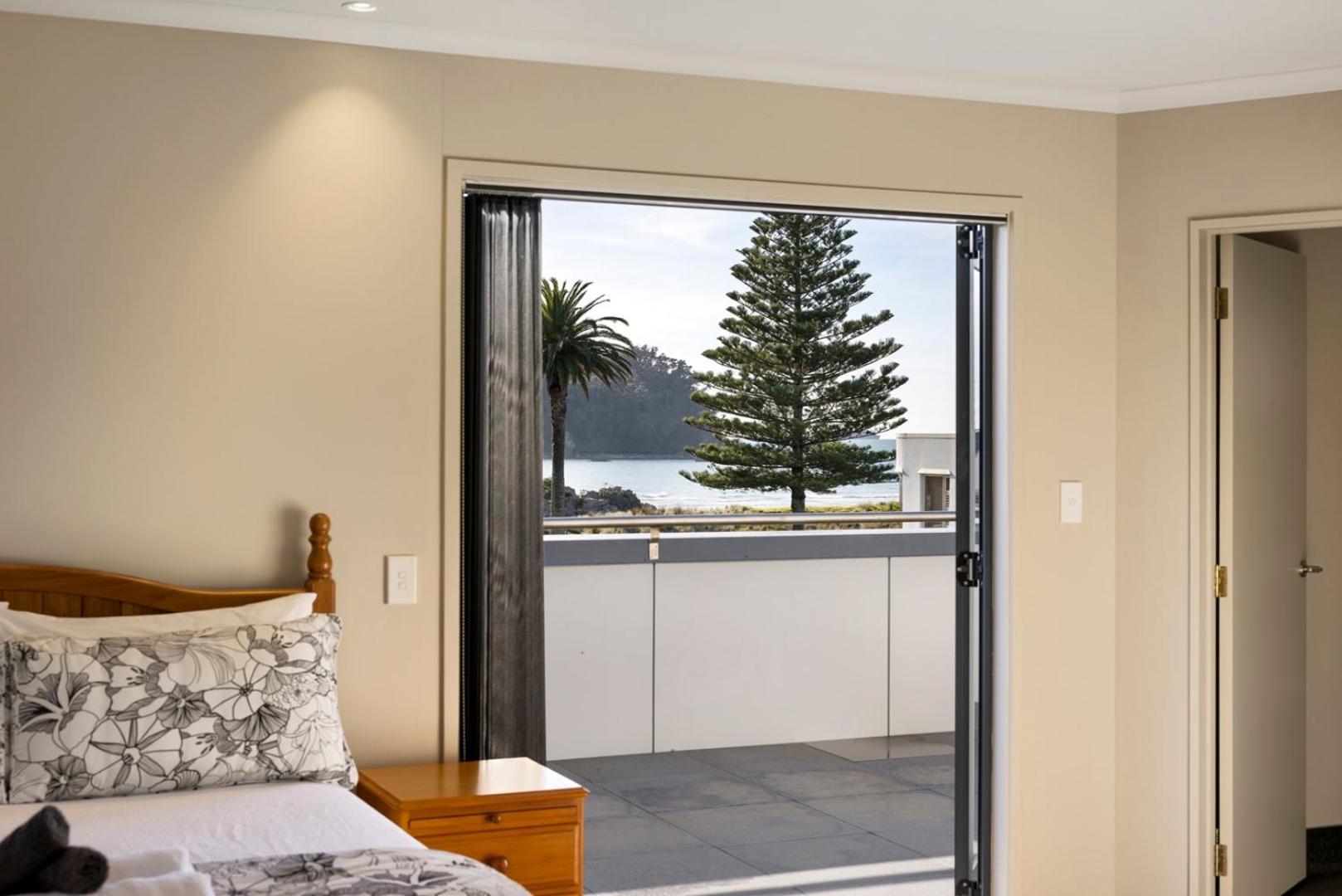 Pacific Escape - Downtown, Beach & Sea Views Mount Maunganui Exteriér fotografie