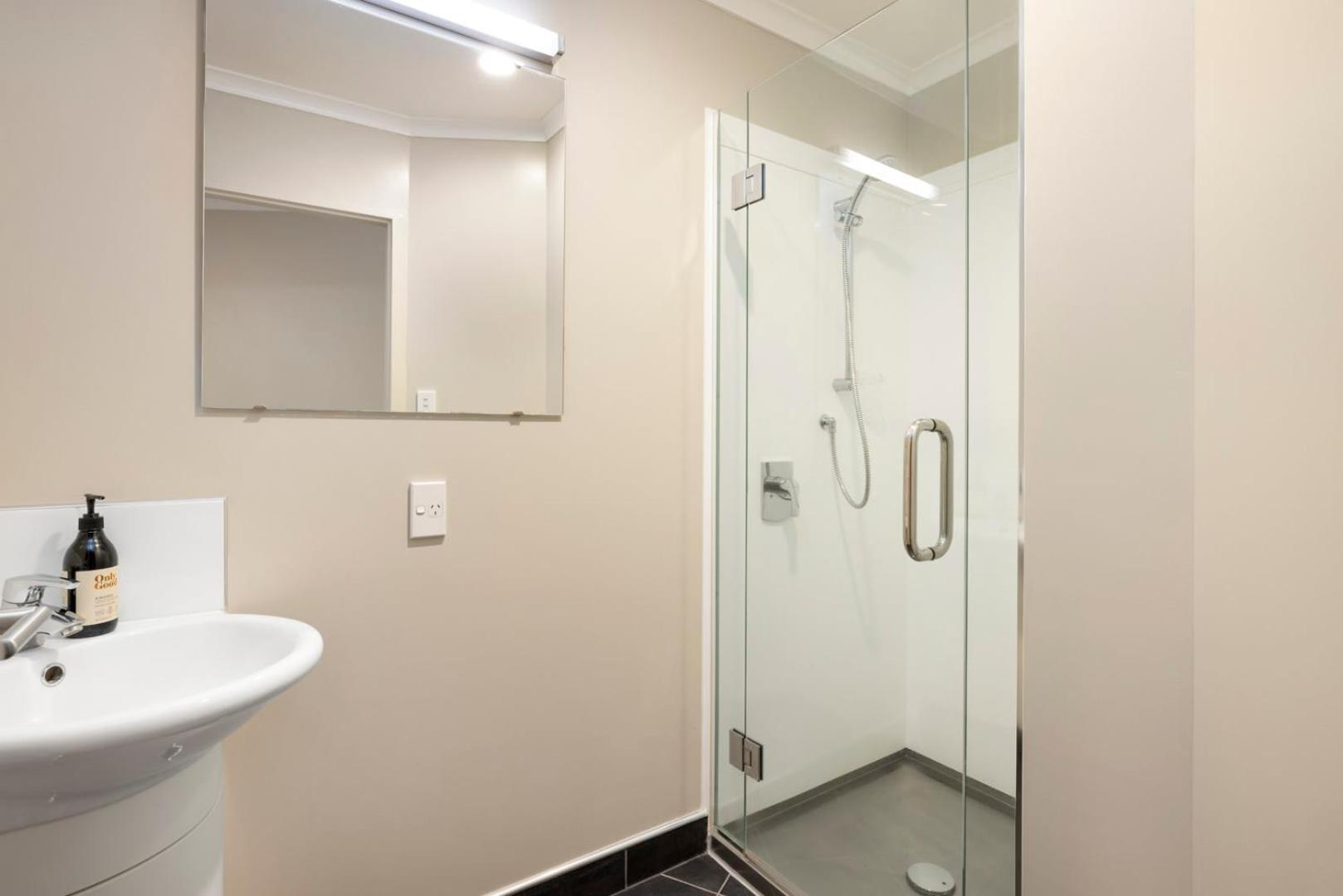 Pacific Escape - Downtown, Beach & Sea Views Mount Maunganui Exteriér fotografie